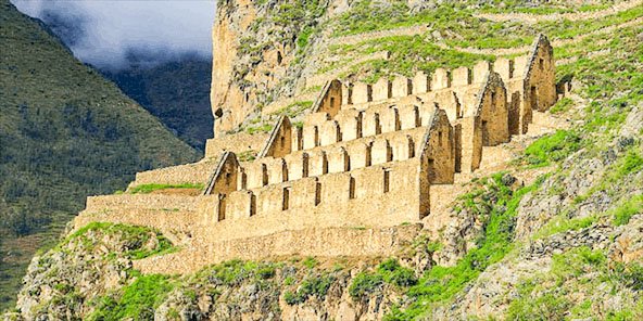 Ollantaytambo ruins