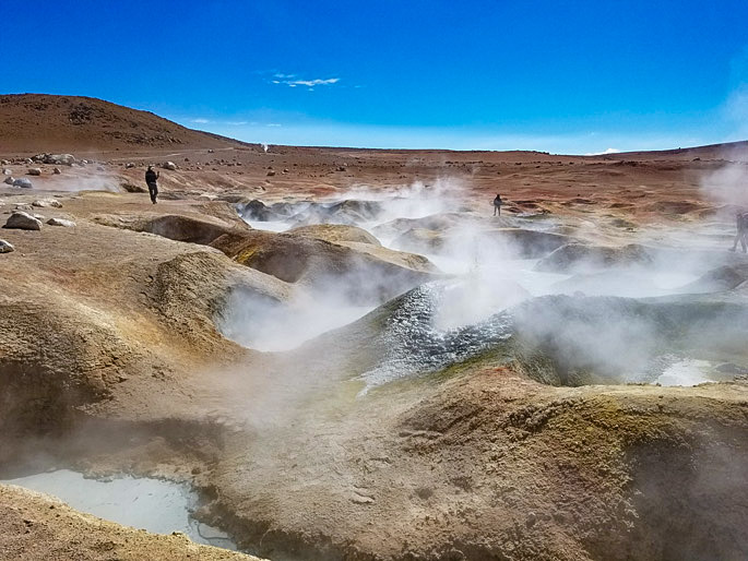 Sol de Mañana - hot mud pool